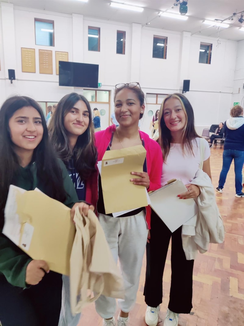 Another successful GCSE year for Newstead Wood School